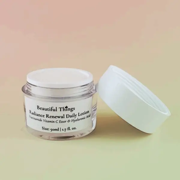 Radiance Renewal Daily Lotion - Image 3